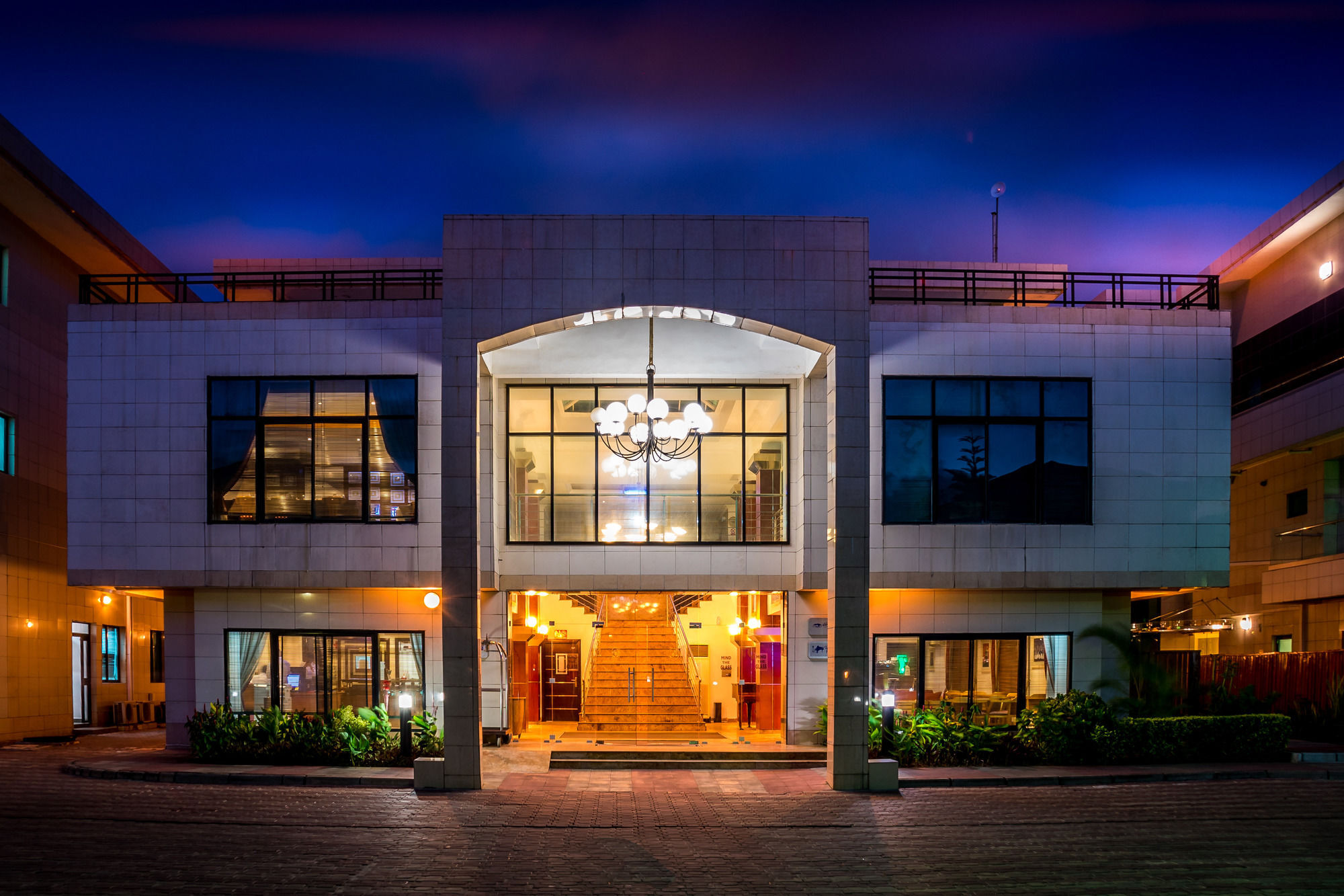 Protea Hotel By Marriott Lagos Kuramo Waters Esterno foto